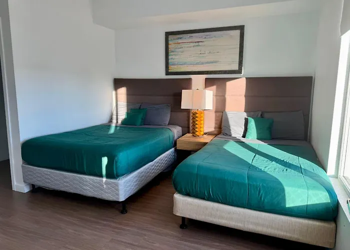 Deluxe Two-Bedroom Apartment