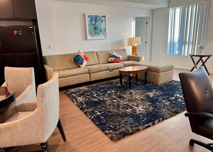 Deluxe Two-Bedroom Apartment