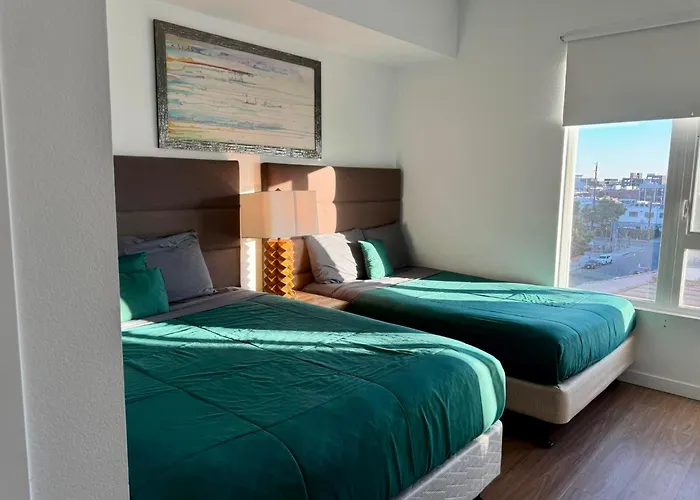 Deluxe Two-Bedroom Apartment